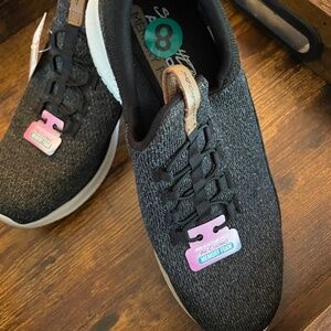 Skechers, black marled,  size8